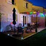 Logis La Reine Des Sables Vaux-sur-Mer