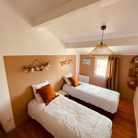 Holiday home Logis La Reine Des Sables