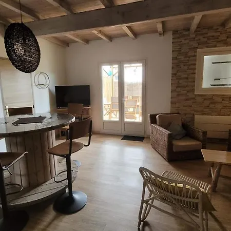 Logis La Reine Des Sables Holiday home