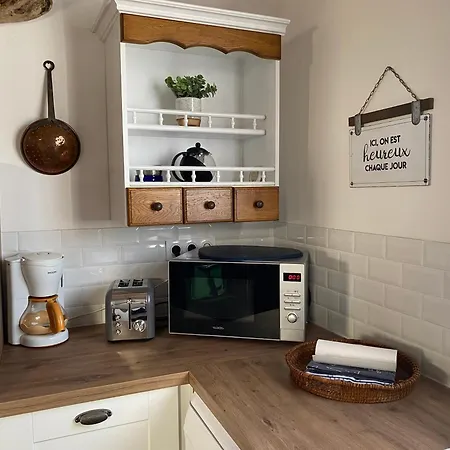 Logis La Reine Des Sables Vaux-sur-Mer