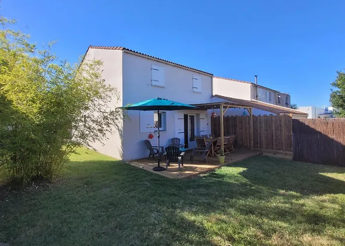 Holiday home Logis La Reine Des Sables Vaux-sur-Mer